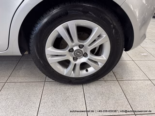 Opel Corsa D 1.4 "Satellite" - nur 111 tkm - PDC KLIM - bilder 36