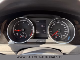 Volkswagen Golf VII Lim. Sound*2.HAND*KLIMA*KAMERA*TEMPO* - foto 12