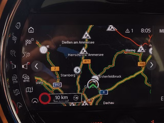 MINI Cooper Countryman PREMIUM_PLUS PANO LED HUD 19 - bilder 10