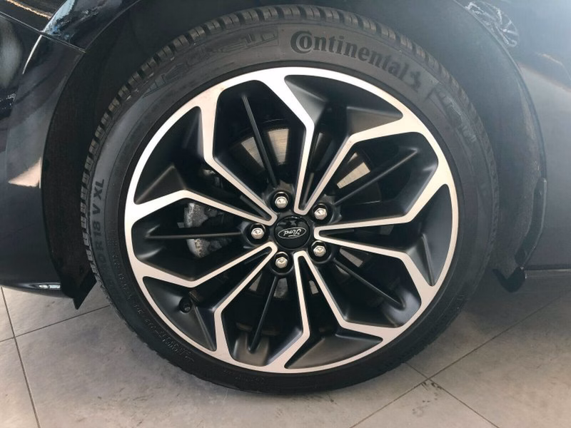 Ford Focus 1,5 134kW ST-LINE Turnier Autom NAVI 18"