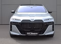 Daumennagel 2 - BMW 740 XD M SPORT/SHADOW/ LCI/LUFT./STHZ/B&W/PANO/ACC/AHK