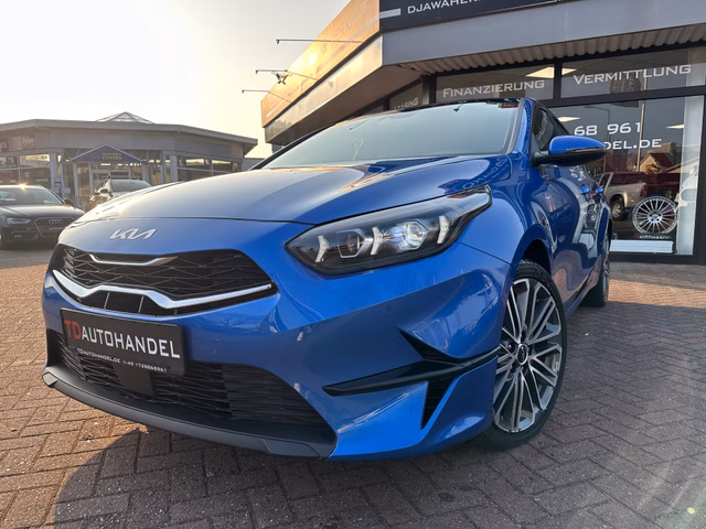 Kia Ceed Platinum Edition LED DAB Kamera Gebrauchtwagen Kaufen | EZ 09/2022 | Preis 20.300 €