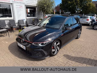 Volkswagen Golf VIII Lim GTI*1.HAND*PANO*ACC*HARMAN*TOT*SHZ - bilder 2
