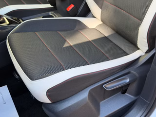 Volkswagen T-Roc Sport Automatik ACC SHZ - foto 10