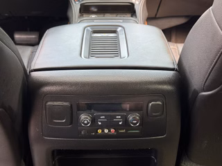 Chevrolet Suburban 5.3 V8 LTZ + LPG - foto 26
