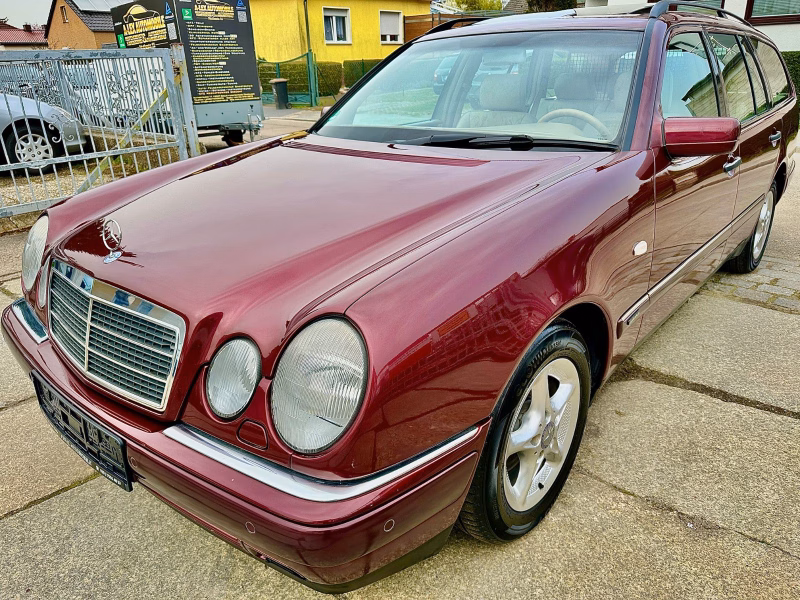 Mercedes-Benz E 200