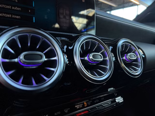 Mercedes-Benz A 250 AMG Line LED / ATTENTION ASSIST / SPURHALTE ASSIST / KAM - photo 19