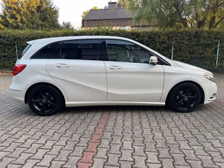 Mercedes-Benz B 180/Navi/ - foto 11