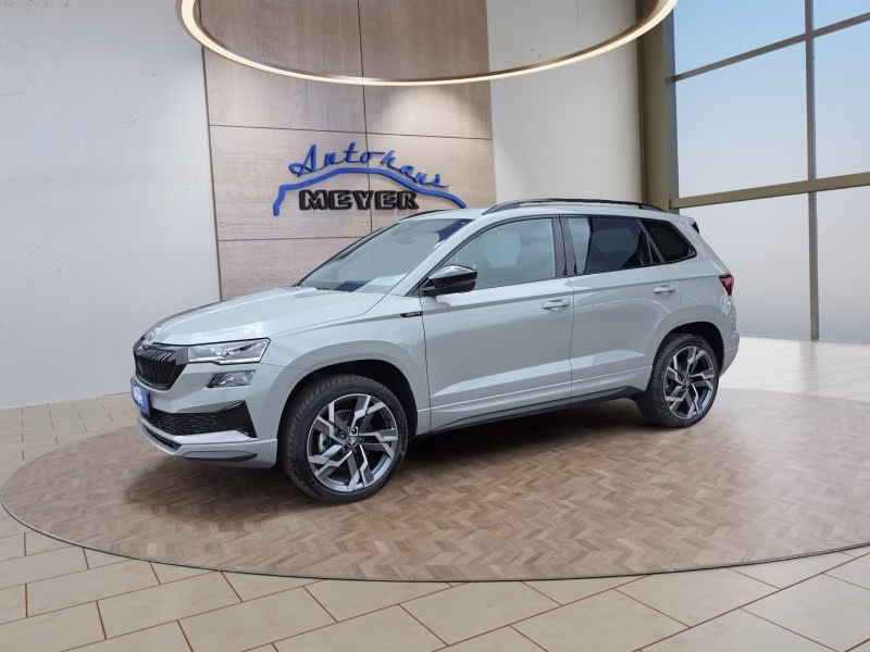 Skoda Karoq Sportline 2,0TDI DSG 4x4 Pano/4*J.Gar/aAHK/Navi    **