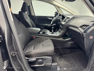 Ford S-MAX 1.5 EcoBoost Titanium*LED*Navi*SHZ*6Gang* - foto 10