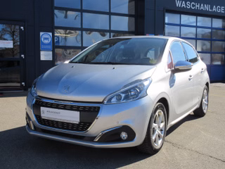 Peugeot 208 Allure 110 EAT6 Kamera Navi PDC vo./hi. - bilder 1