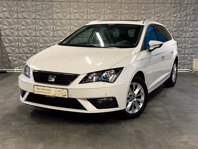 Seat Leon ST Style KAMERA PDC CARPLAY-NAVI PANO