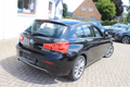 Daumennagel 27 - BMW 118 d Urban Line Aut LEDER=NAVI=LED LEUCHTE