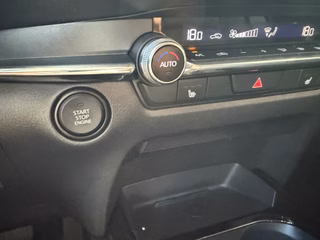Mazda CX-30 Homura 2WD Autom., LED Kamera Navi ACC HuD - foto 11