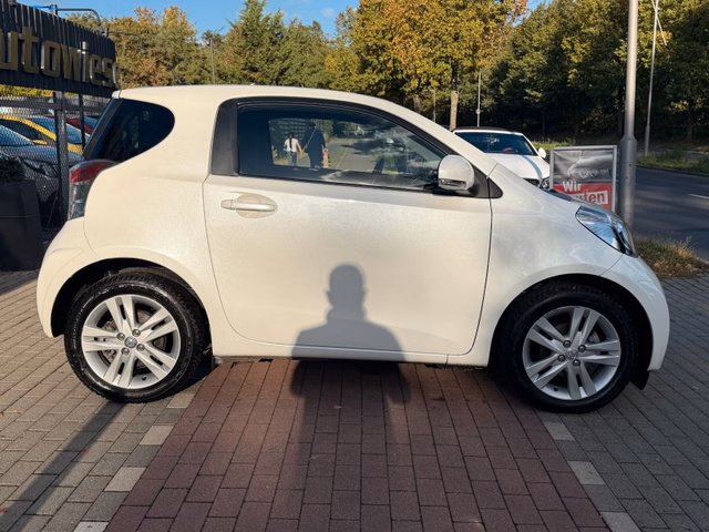 Toyota IQ + 1.3*Aut.*Klima*Standheizung*Kamera*98PS! - foto 4