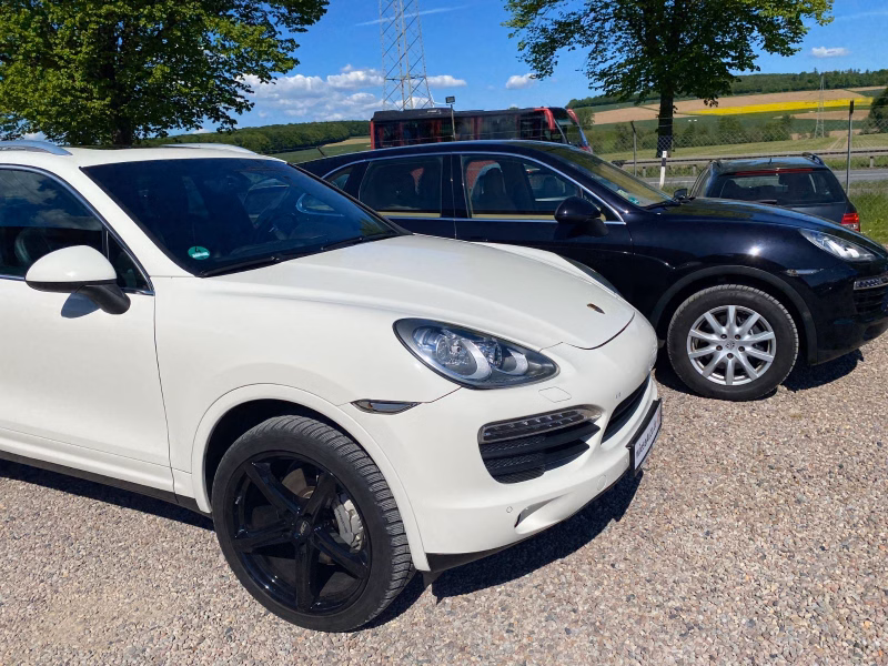 Porsche Cayenne S BOSE+Glasdach+AHK+Aktivsitz