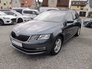 Skoda Octavia Combi 1.4 TSI Style LED LEDER Navi elektr. Heckklappe Rückfahrkamera - foto 1