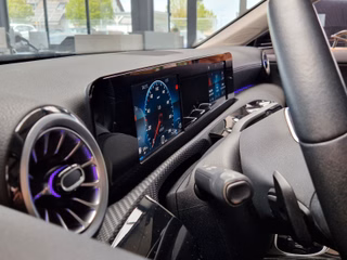 Mercedes-Benz A 180d Limousine Style*8G-DCT*KEYLESS*CARPLAY* - bilder 2