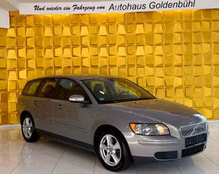 Volvo V50 Kombi D5 AUTOMATIK SHZ A/C - photo 3