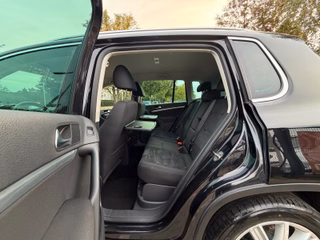 Volkswagen Tiguan Sport & Style 4Motion*Aut.*Xenon*Kamera* - foto 7