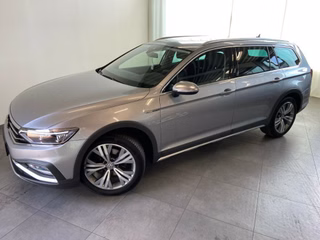 Volkswagen Passat Alltrack 2.0 TDI DSG 4MOT MATRIX LED AHK