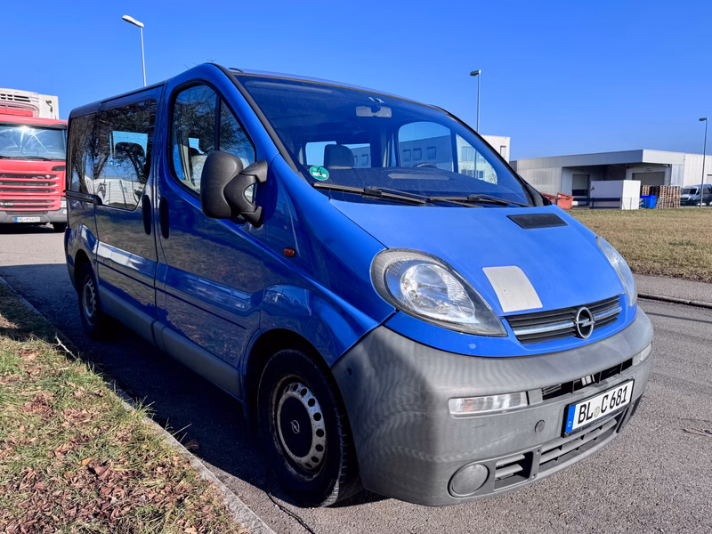 Opel Vivaro 2.5 CDTI Edition KLIMA 9 SITZER