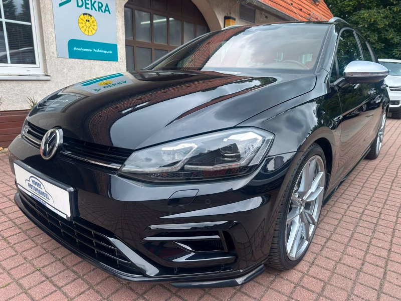 Volkswagen Golf VII Variant R *4M*PERFORMANCE*VC*DYNAUDIO*