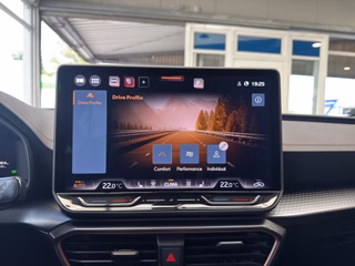 CUPRA Leon Sportstourer 1.5 eTSI Sport Autom., LED Virtual AHK - bilder 18