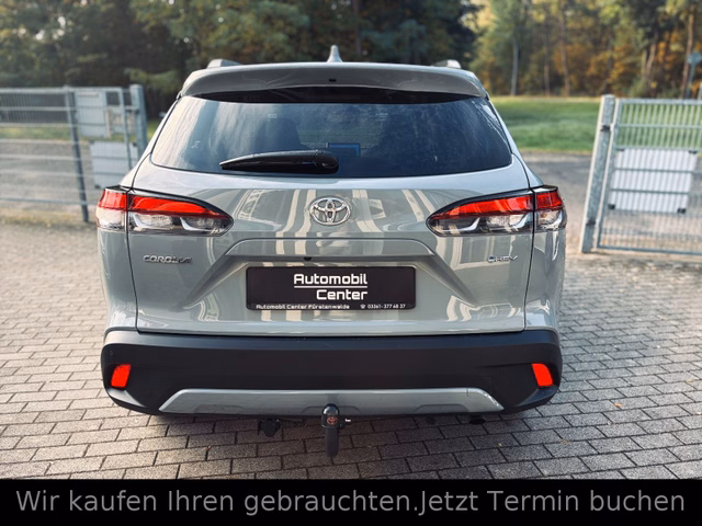 Toyota Corolla Cross Hybrid FWD Lounge+Leder+Pano+AHK+ - bilder 7