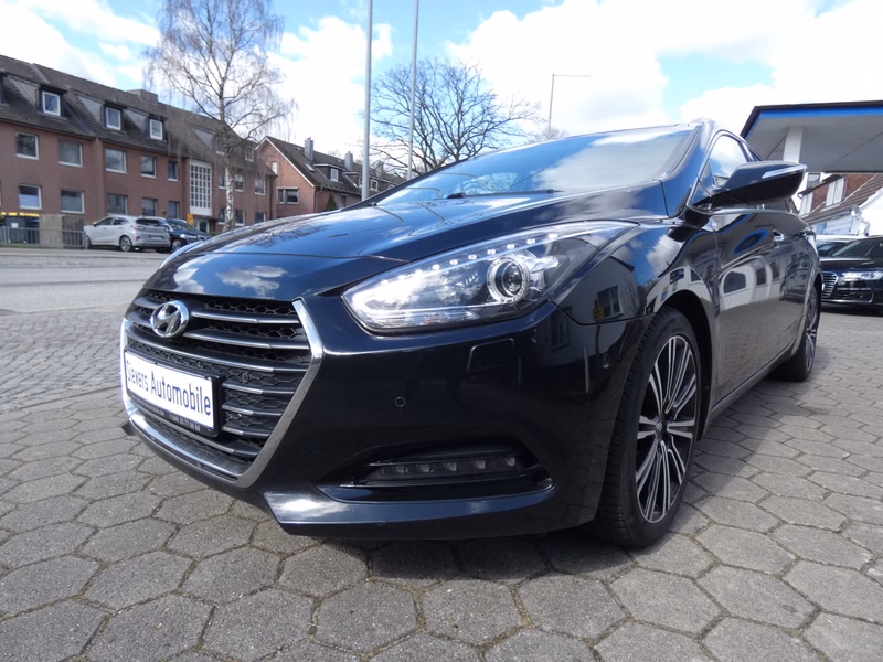 Hyundai i40 Premium Navi Pano. Kamera Xenon
