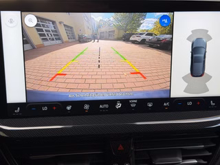 Ford Focus Turnier ST-Line ACC Navi CAM PDC LED - bilder 24