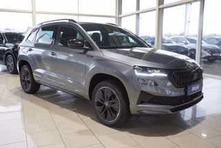 Skoda Karoq Sportline 1,5TSI DSG 4*J.Gar/aAHK/Matrix/Navi    **