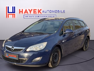 Opel Astra J Sports Tourer Selection / AHK / - foto 1