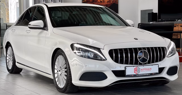 Mercedes-Benz C 250d BlueTEC Avantgarde|KAMERA|BURMESTER|LED|SHZ Gebrauchtwagen Kaufen | EZ 12/2016 | Preis 21.990 €