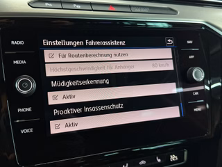 Volkswagen R-LINE/Highline/D-LED/ACC/NAVI/KAM/SHZ/LRH - foto 33