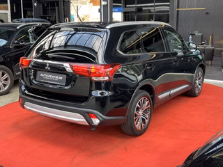 Mitsubishi Outlander Plus 2,2DI-D LED/TEMP/KAM/SHZ/ - foto 2