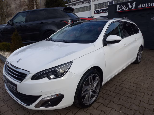 Peugeot 308 SW Allure*PANO*SHZ*PDC*XENON*AHK*NAVI* - photo 1