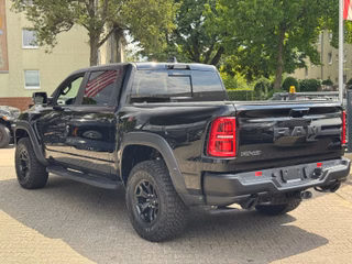 Dodge RAM 3.0L I6 RHO + BakFlip - foto 6