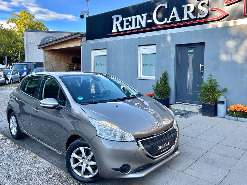 Peugeot 208 1.2Active/PDC/MFL/TEMP/SHZ/MEDIA-DISPLAY/