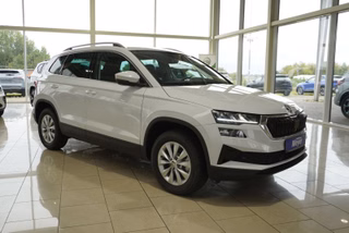 Skoda Karoq 2,0TDI 150PS DSG 4x4 LED/Navi/Kamera/ACC  **