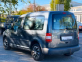 Daumennagel 12 - Volkswagen Caddy Life Gewinner Caddy TÜV bis 08/28 Klimaaut. 2.Hand