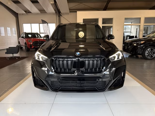 2027 BMW X1 xDrive28i - photo 2