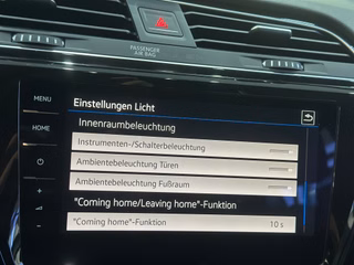 Volkswagen Touran 2.0TDI DSG 7SITZE STANDHZ SOUNDSYS CARPL. - bilder 32