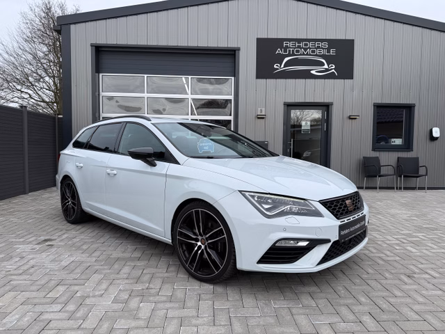 SEAT Leon ST Cupra 300 4Drive SHZ Pano RFK Navi LED - foto 1