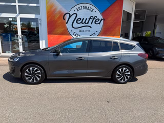 Ford Focus Titanium Turnier, ACC, Toter-Winkel, Elektrische Heckklappe, Key Free - bilder 2