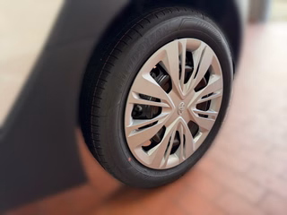 Toyota Aygo X Hybrid Pure + Car Play - foto 9