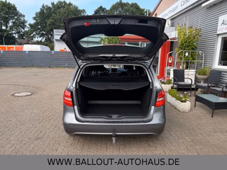 Mercedes-Benz B 180 CDI*KLIMA*NAVI*TEMPO*BI-XENON*SHZ*AHK*PDC* - bilder 6