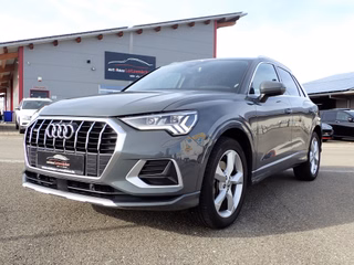 Audi Q3 45 TFSI quattro 2.Hd|ACC|PANO|RFK|SHZ|MATRIX Used vehicle for sale | First registration 06/2019 | Price 28.990 €