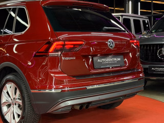Volkswagen Tiguan Highline 1,4 TSI 4Motion OFFROAD/NAVI/AHK/KEYLESS/KAMERA - foto 32