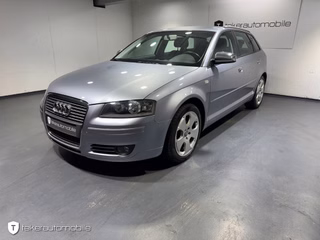 Audi A3 Sportback 1.6 FSI Ambition HU 09/26 - photo 1